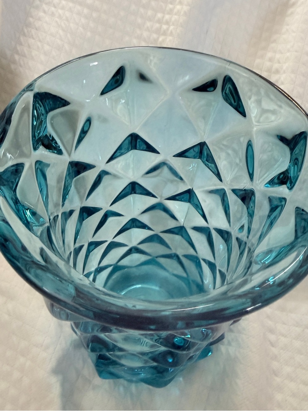 Textured Blue Diamond-Pattern Glass Vase - Picture 8 of 13